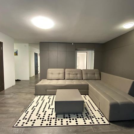 Most City Area Center Charming Apartment Dnipro Exterior photo