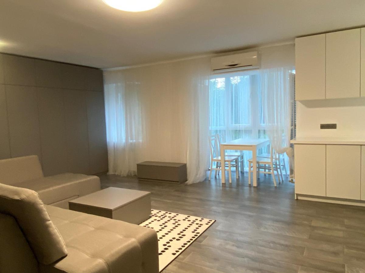 Most City Area Center Charming Apartment Dnipro Exterior photo